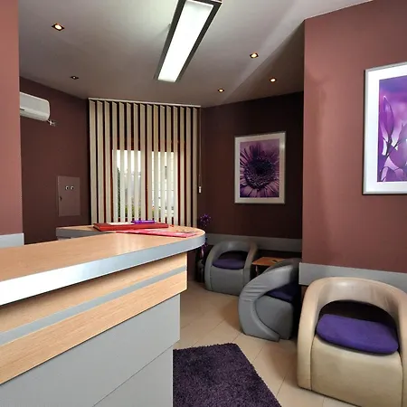 アパート Iwa Centar & Wellness *