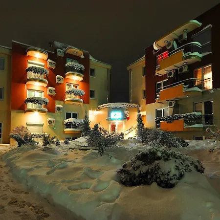 アパート Iwa Centar & Wellness