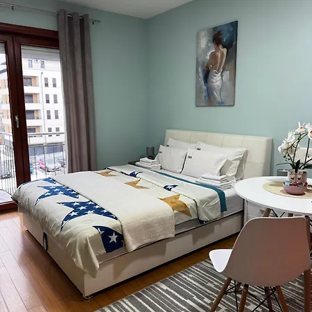 Iwa Centar & Wellness アパート