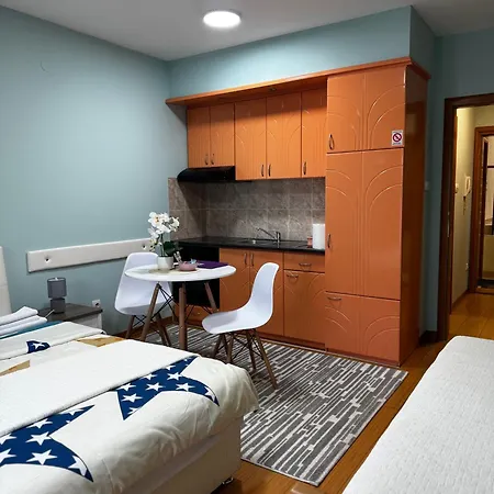 アパート Iwa Centar & Wellness