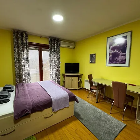 アパート Iwa Centar & Wellness