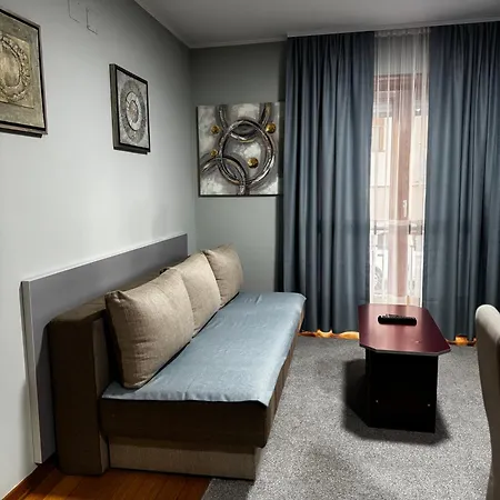 アパート Iwa Centar & Wellness *